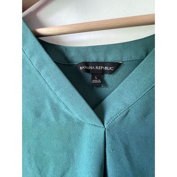 Banana Republic green emerald women's sleeveless blouse top comfortable size L.‎ - Picture 7 of 9